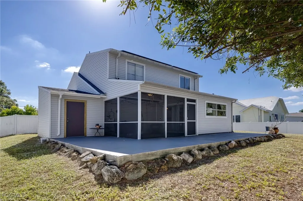 17298 Knight Drive Fort Myers FL 33967