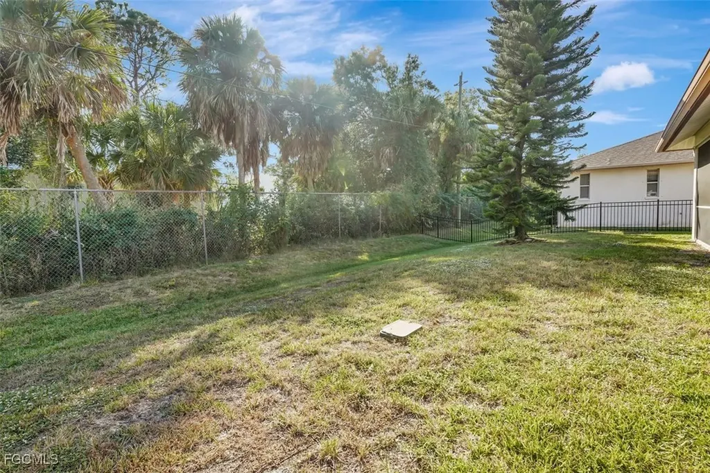 5794 Elizabeth Ann Way Fort Myers FL 33912