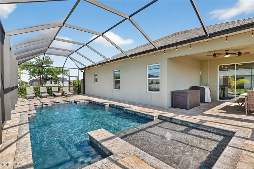 1522 NW 38th Avenue Cape Coral FL 33993
