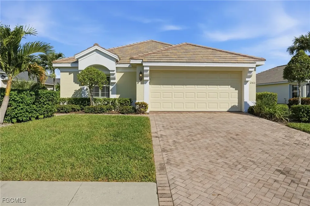 2513 Hopefield Court Cape Coral FL 33991