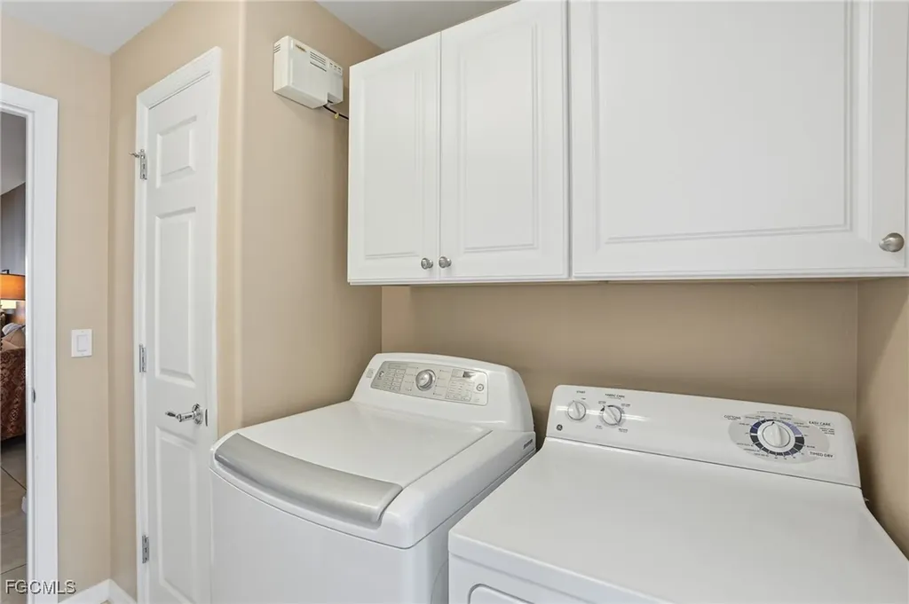 2513 Hopefield Court Cape Coral FL 33991