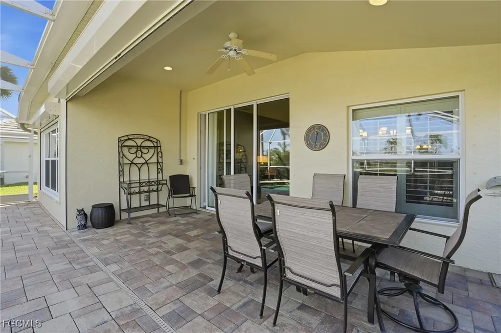 2513 Hopefield Court Cape Coral FL 33991