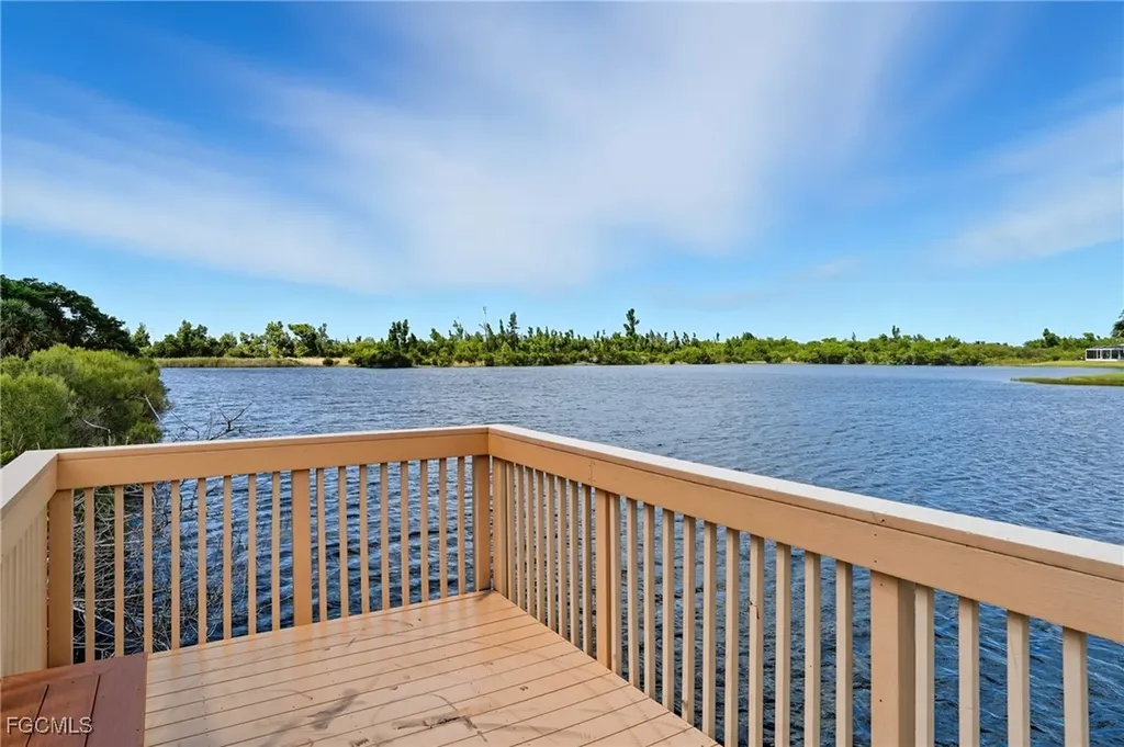 2513 Hopefield Court Cape Coral FL 33991