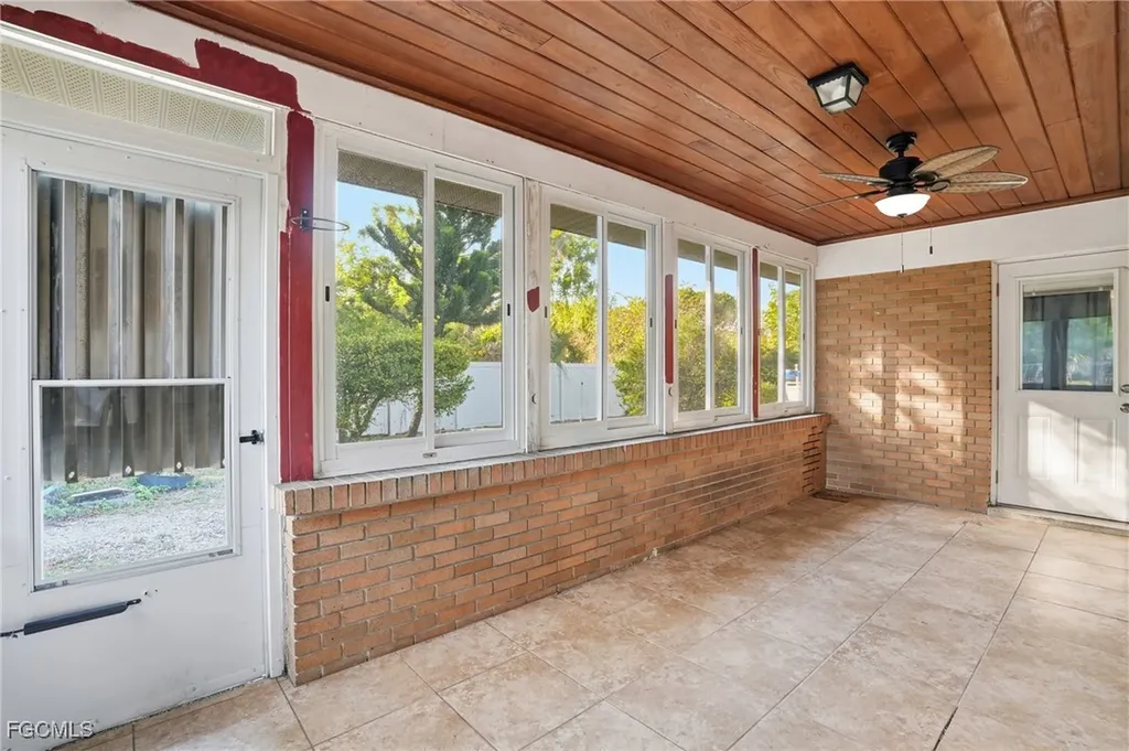 101 Alameda Avenue Fort Myers FL 33905