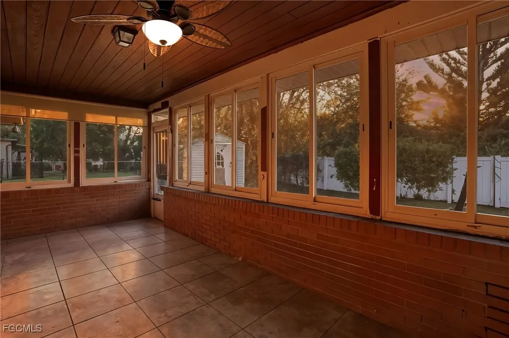 101 Alameda Avenue Fort Myers FL 33905