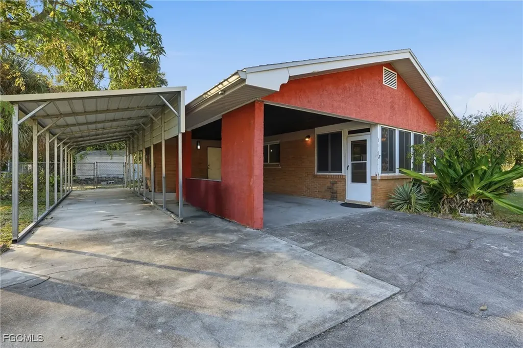 101 Alameda Avenue Fort Myers FL 33905