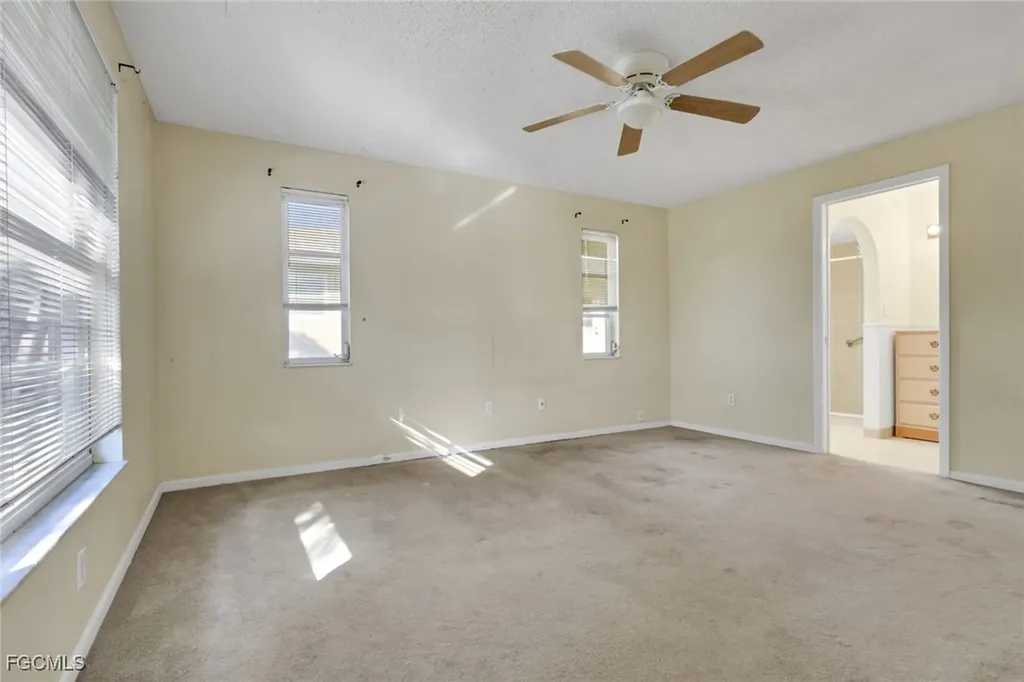 126 SE 21st Place Cape Coral FL 33990