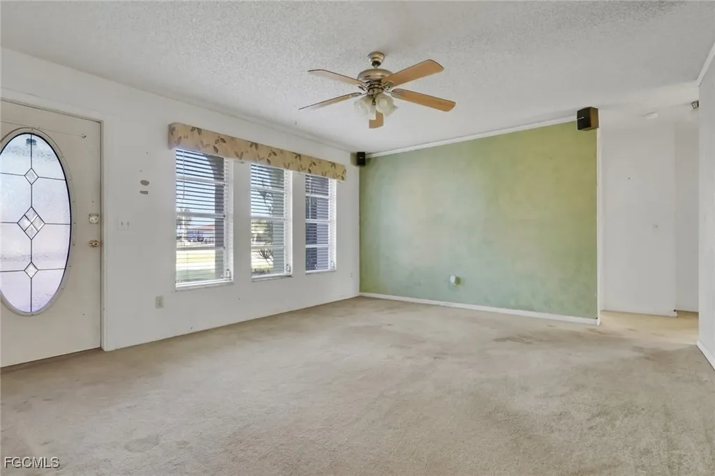 126 SE 21st Place Cape Coral FL 33990