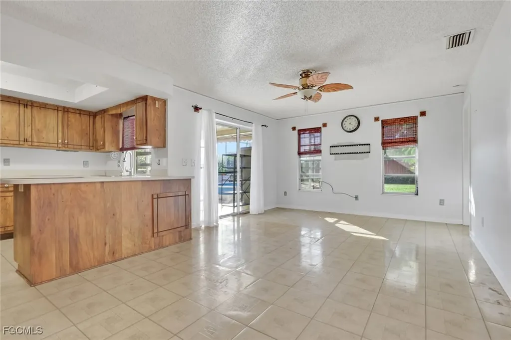 126 SE 21st Place Cape Coral FL 33990
