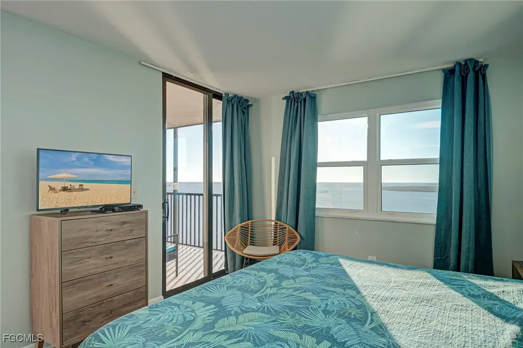 17080 Harbour Point Drive Fort Myers FL 33908