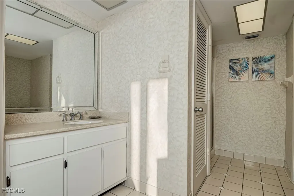 17080 Harbour Point Drive Fort Myers FL 33908
