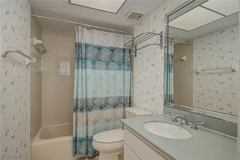 17080 Harbour Point Drive Fort Myers FL 33908