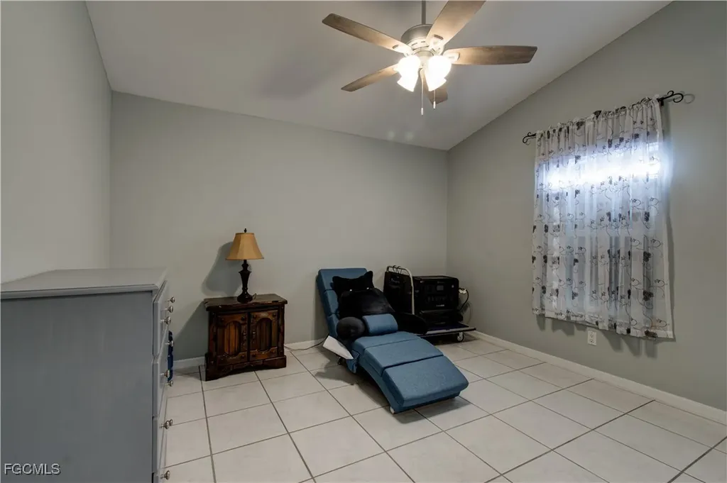 4332 Country Club Boulevard Cape Coral FL 33904