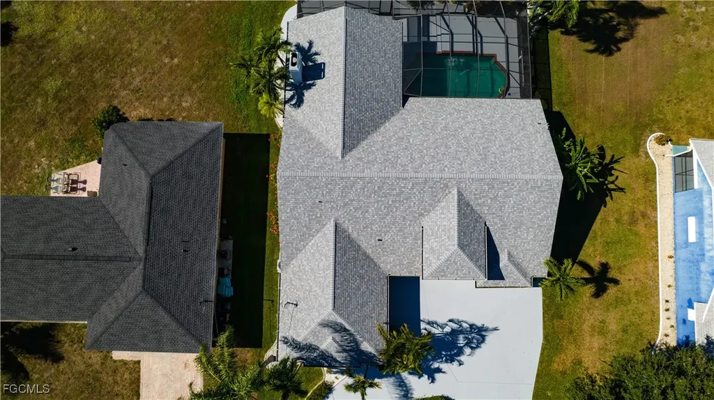 4332 Country Club Boulevard Cape Coral FL 33904