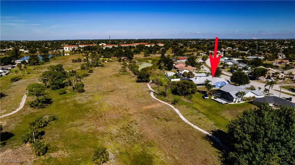 4332 Country Club Boulevard Cape Coral FL 33904