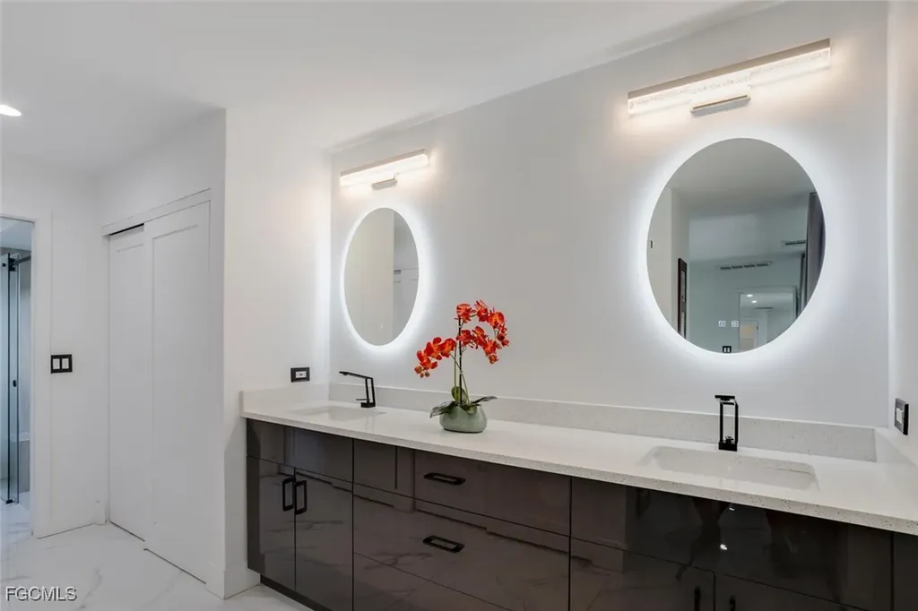 1026 S Town And River Drive Fort Myers FL 33919