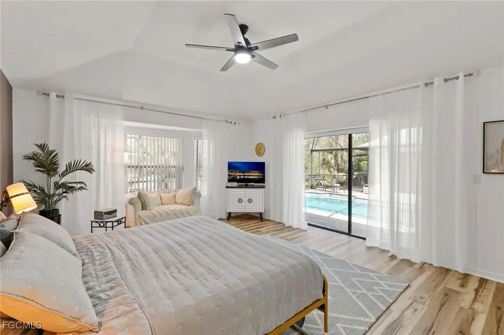 428 Sharwood Drive Naples FL 34110