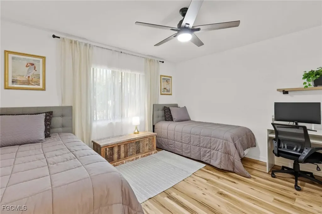 428 Sharwood Drive Naples FL 34110