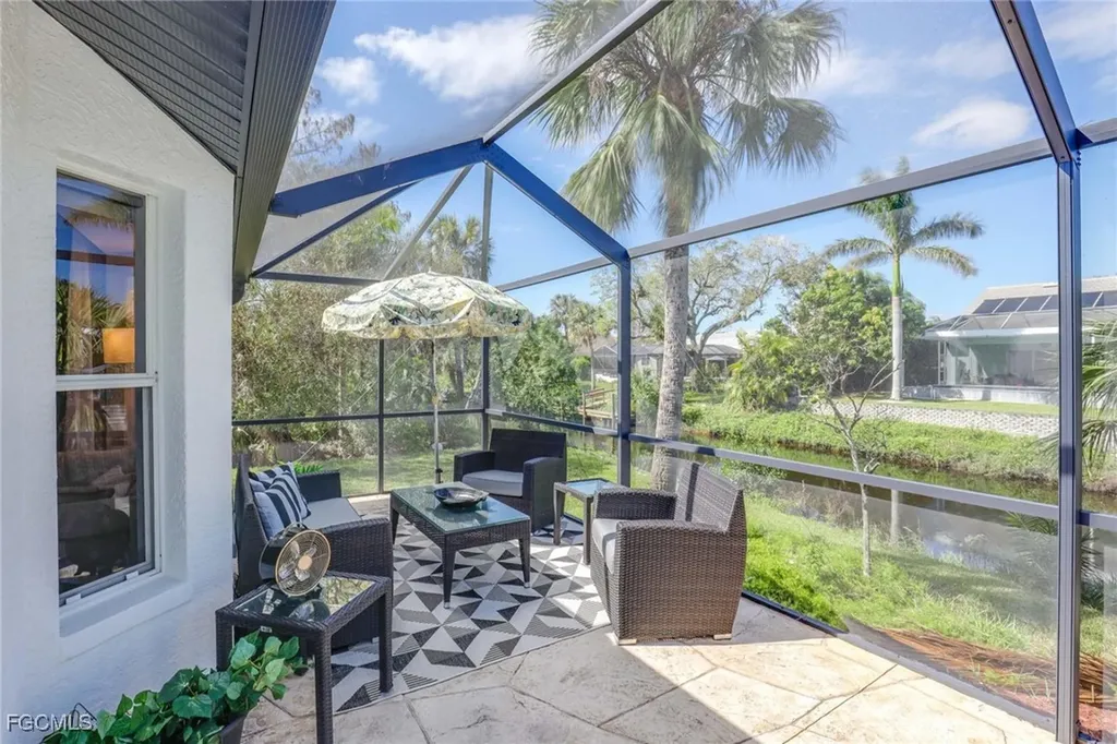 428 Sharwood Drive Naples FL 34110