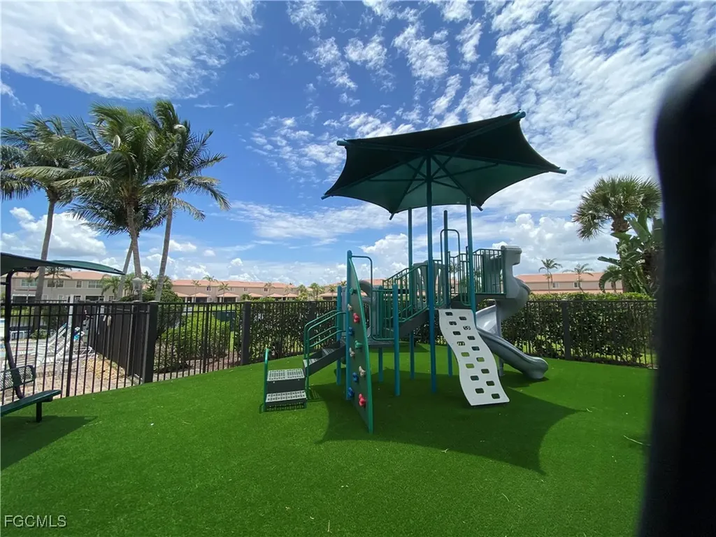 3836 Cherrybrook Loop Fort Myers FL 33966