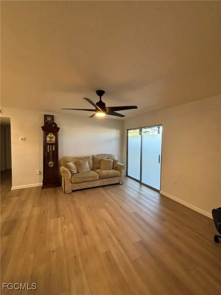 5713 Foxlake Drive North Fort Myers FL 33917