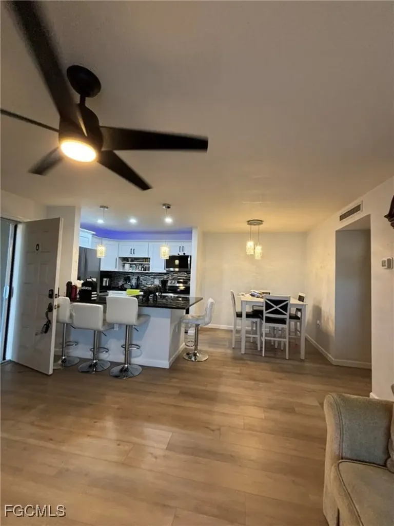 5713 Foxlake Drive North Fort Myers FL 33917