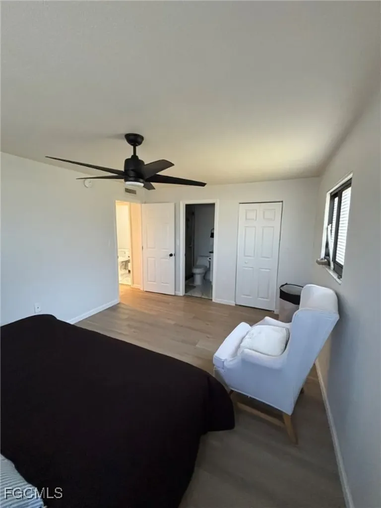 5713 Foxlake Drive North Fort Myers FL 33917