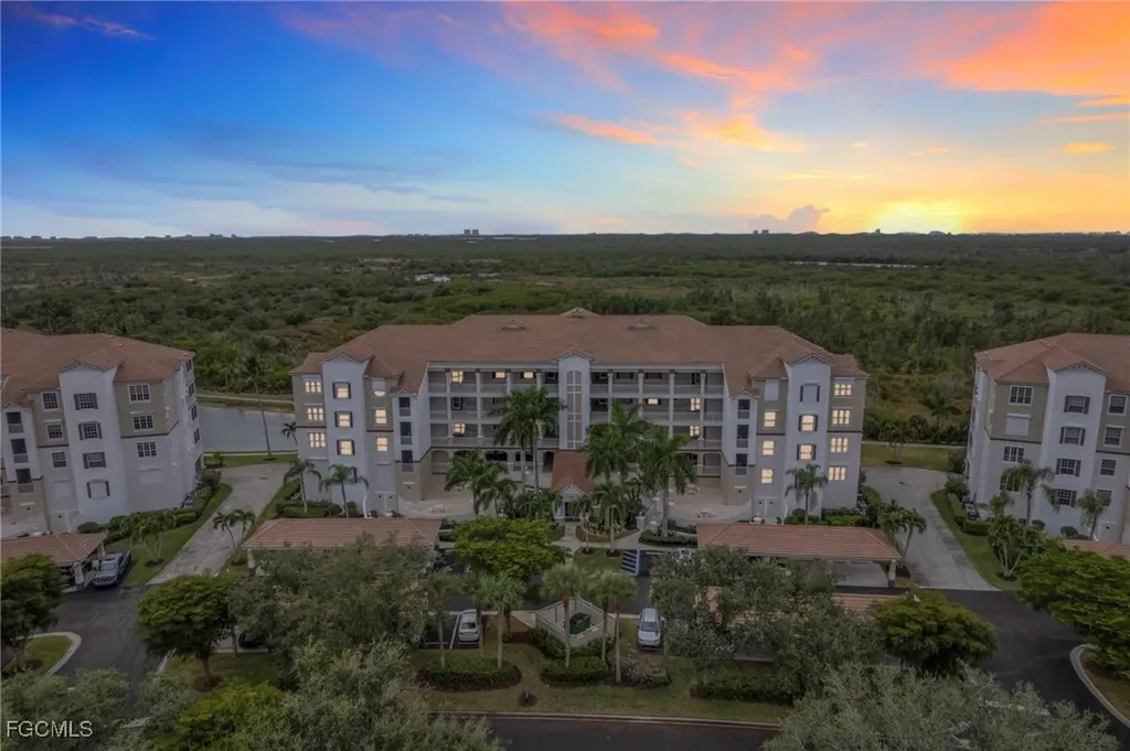 9121 Southmont Cove Fort Myers FL 33908