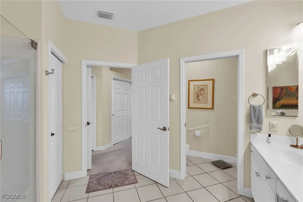 9121 Southmont Cove Fort Myers FL 33908
