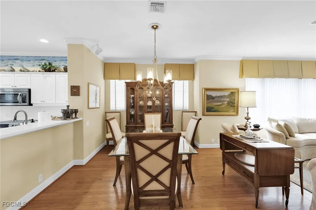 9121 Southmont Cove Fort Myers FL 33908
