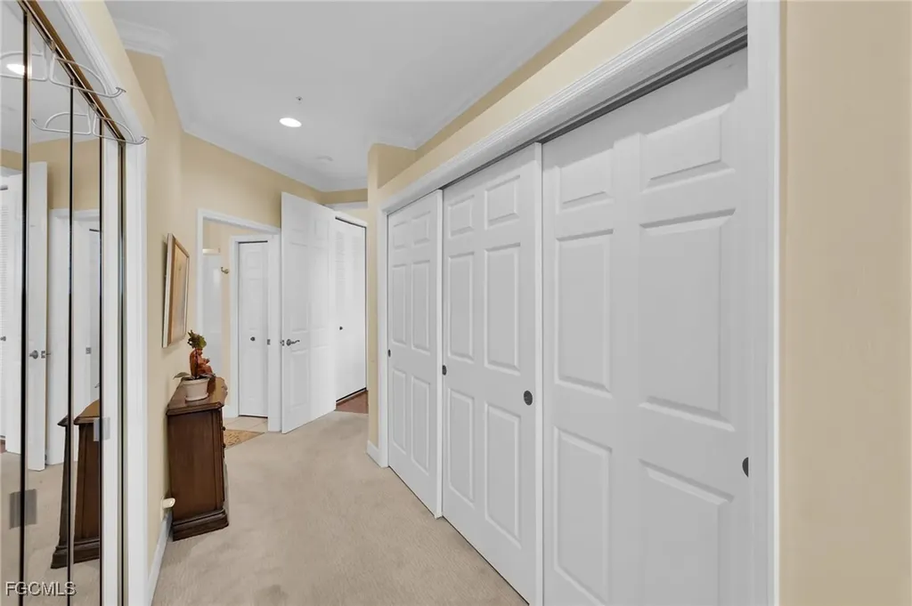 9121 Southmont Cove Fort Myers FL 33908
