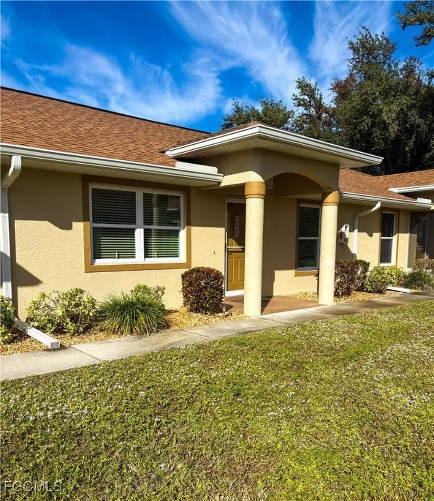190 Rotonda Boulevard W Rotonda West FL 33947
