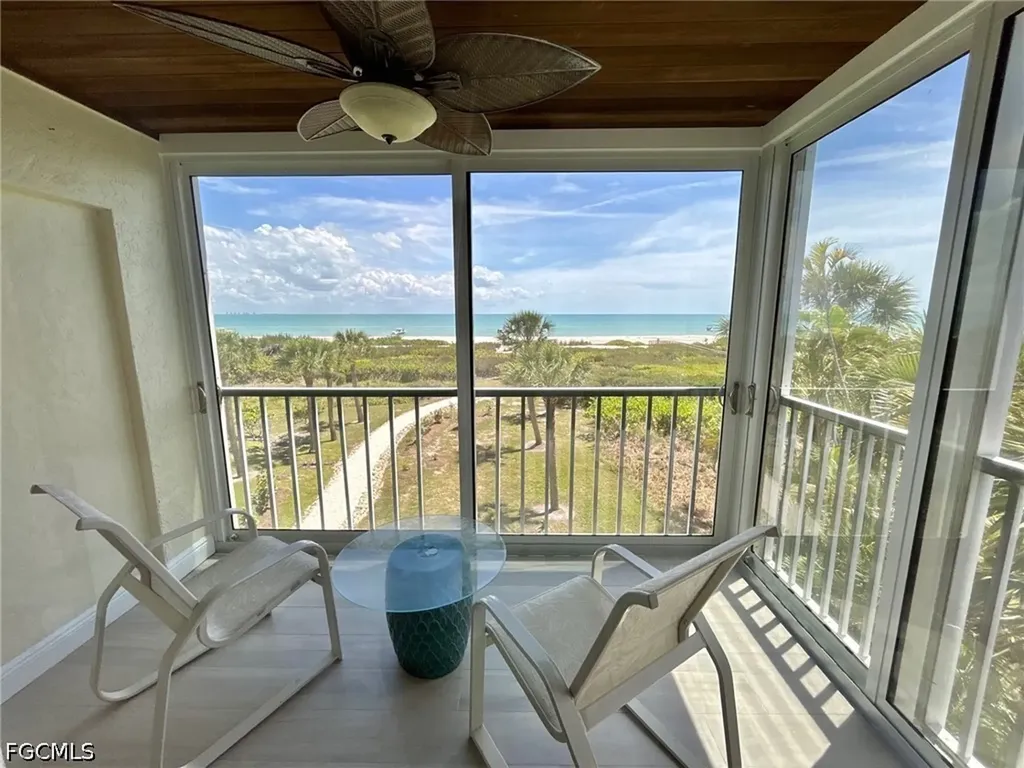 497 E Gulf Drive Sanibel FL 33957