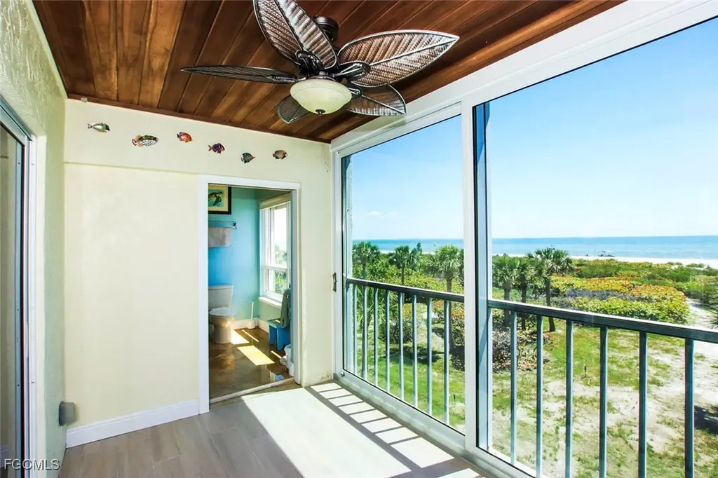 497 E Gulf Drive Sanibel FL 33957