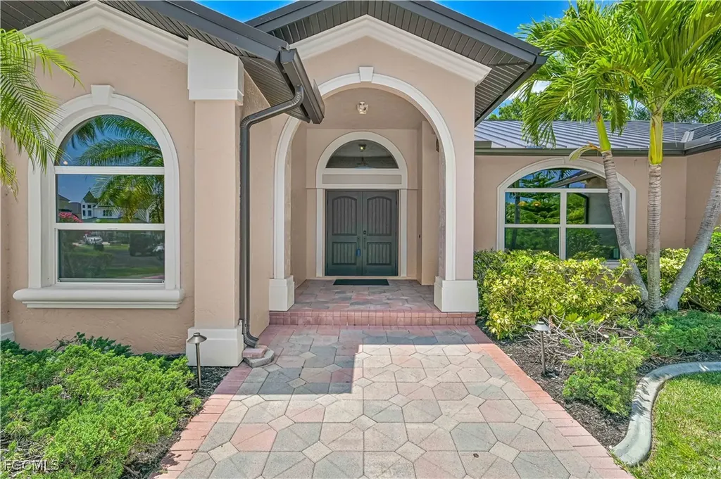 12641 Panasoffkee Drive North Fort Myers FL 33903