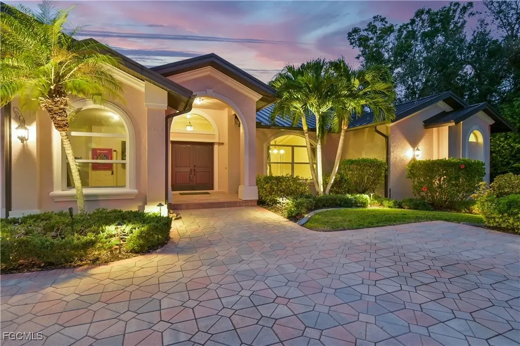 12641 Panasoffkee Drive North Fort Myers FL 33903