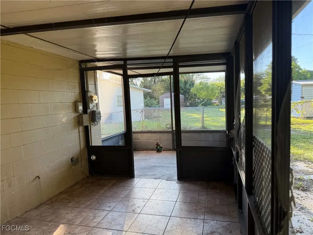 326 Morgan Circle N Lehigh Acres FL 33936