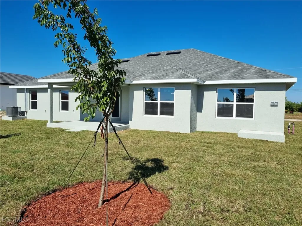 1224 NW 24th Terrace Cape Coral FL 33993