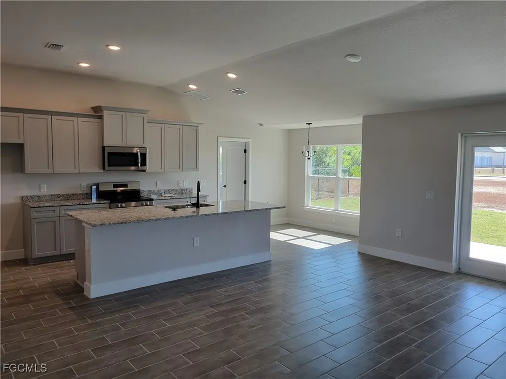 1224 NW 24th Terrace Cape Coral FL 33993