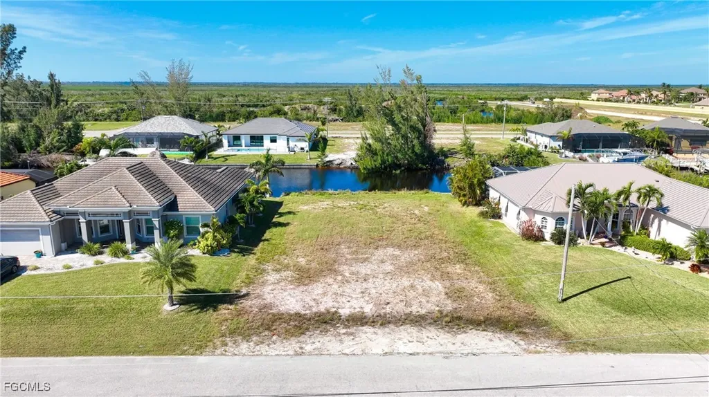 722 NW 39th Avenue Cape Coral FL 33993