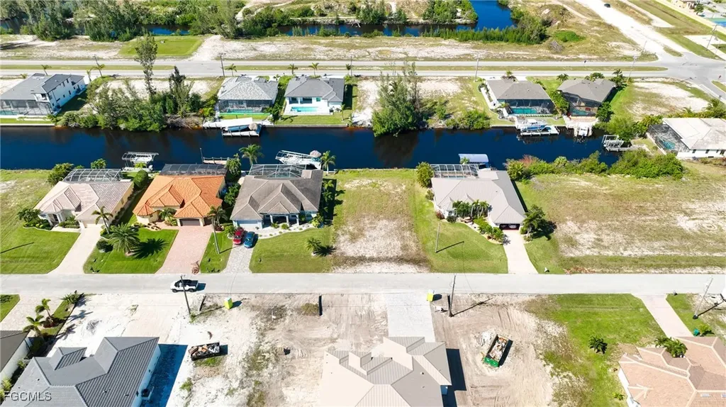 722 NW 39th Avenue Cape Coral FL 33993