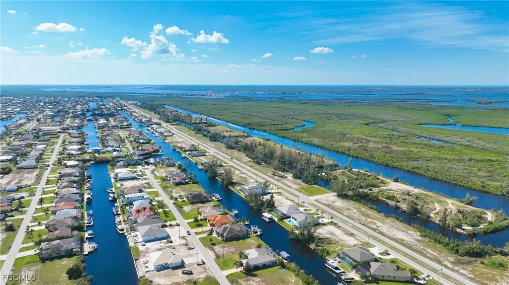 722 NW 39th Avenue Cape Coral FL 33993