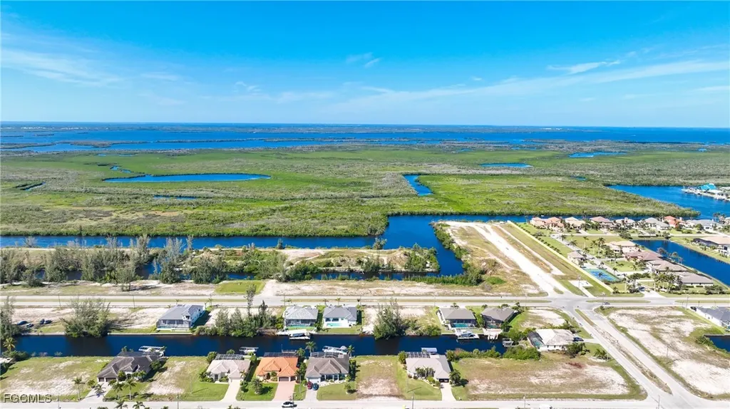 722 NW 39th Avenue Cape Coral FL 33993