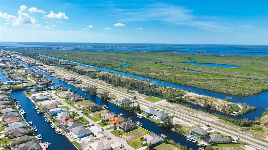 722 NW 39th Avenue Cape Coral FL 33993