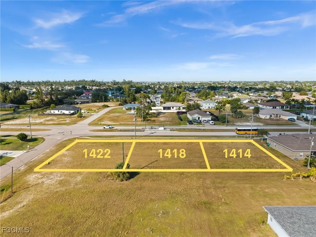 1422 SW Trafalgar Parkway Cape Coral FL 33991