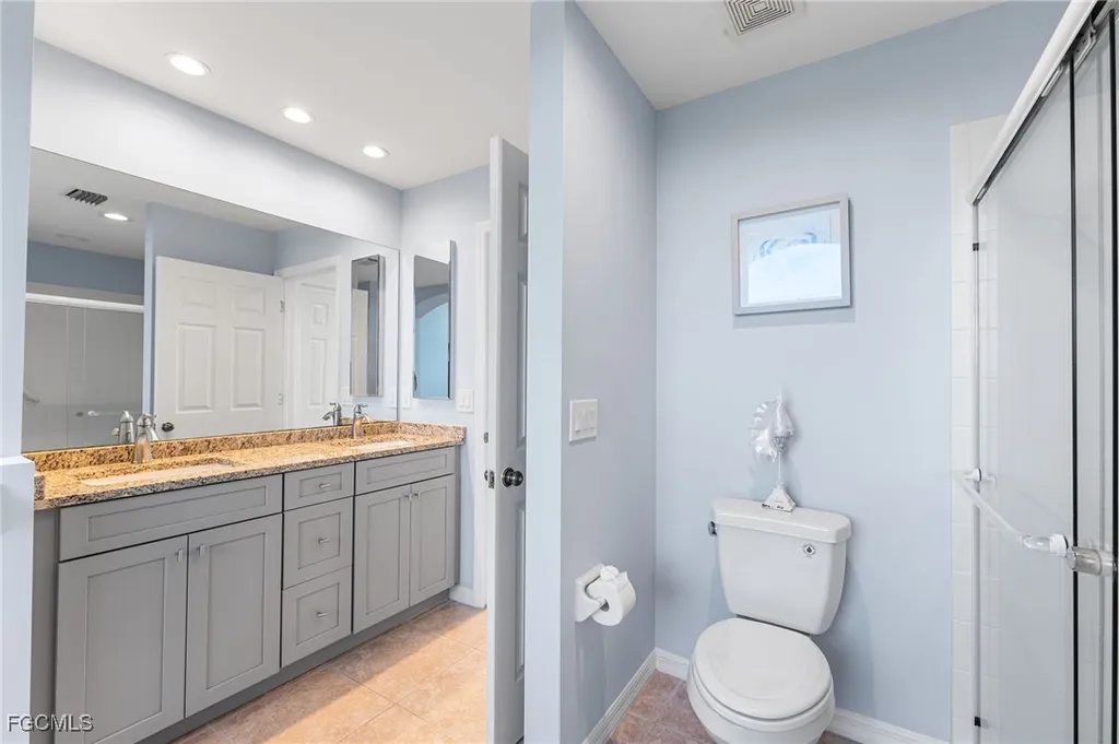 241 Violet Drive Sanibel FL 33957