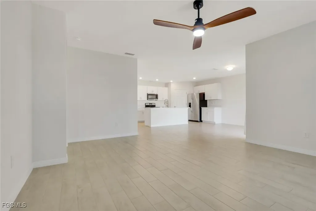 2800 NW 6th Avenue Cape Coral FL 33993