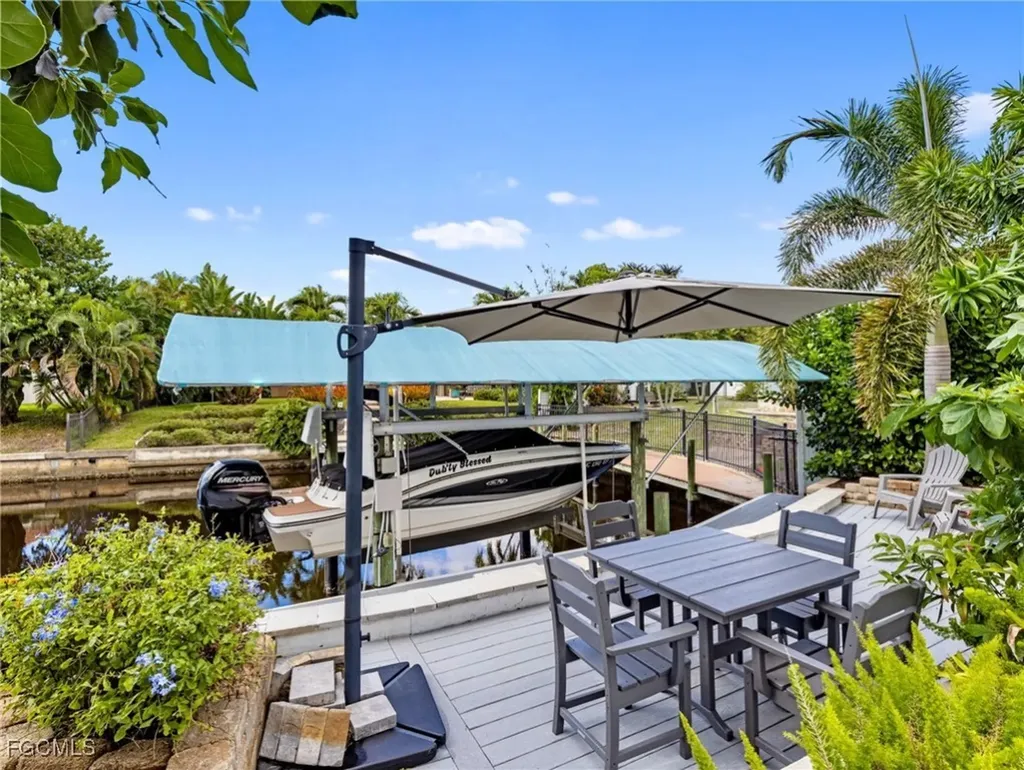 5812 Silvery Lane Fort Myers FL 33919