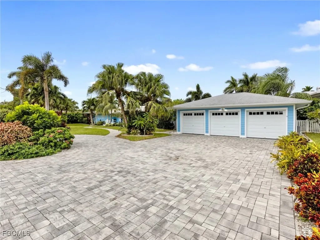 5812 Silvery Lane Fort Myers FL 33919