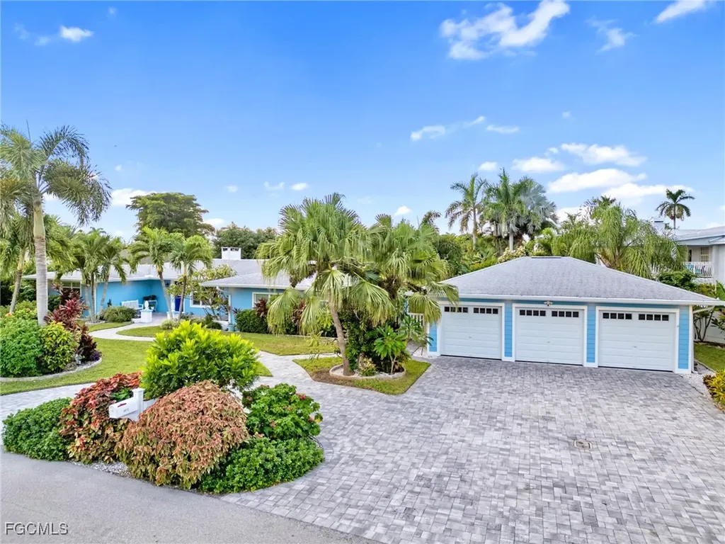 5812 Silvery Lane Fort Myers FL 33919